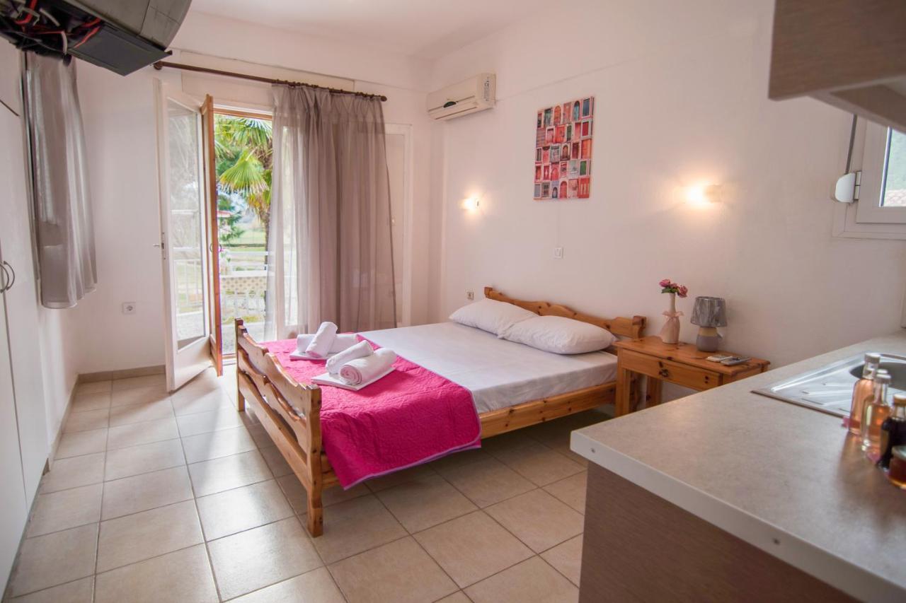 Myloi Loggou Aparthotel Sykia Chalkidikis Exterior foto